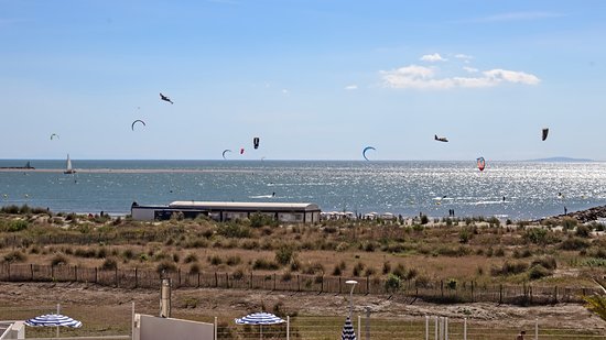 kite port camargue plage sud
